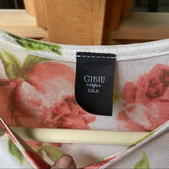 SOLD - Rose ๐น body suite - Picture 2 of 3